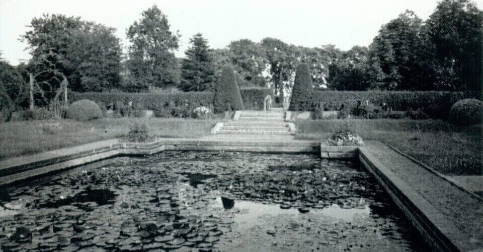 Bepflanzung der denkmalgeschützten Teichanlage im Cassens-Park
